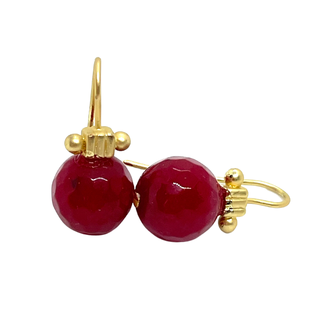 Stylish Red and Golden Earrings: Perfect for Any Look