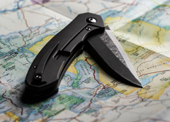 How to Use a Knife Storage Case? A Simple Guide!