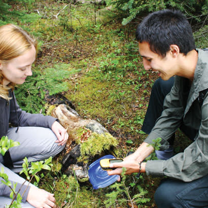 Get Ready for October Spotlight Caches! (Simple Tips for Geocaching Success)