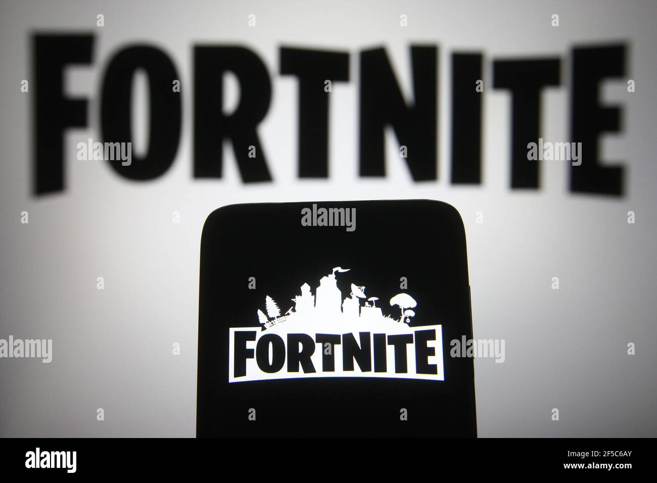 Fortnite Logo OG: Where to Find High-Quality Images Online?