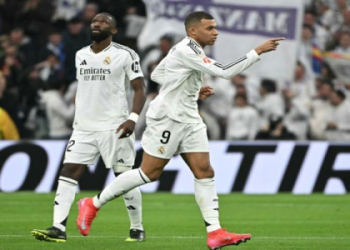 Mbappe team of the season card review, the best striker?