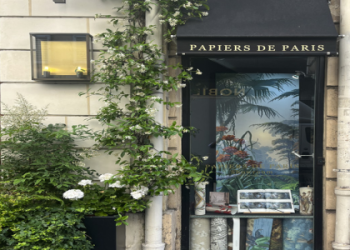 Paris Stickers: Decorate Your Stuff with a Touch of France.