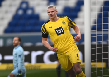 How to get Julian Alvarez in FC 24: Is he a good player for your team?